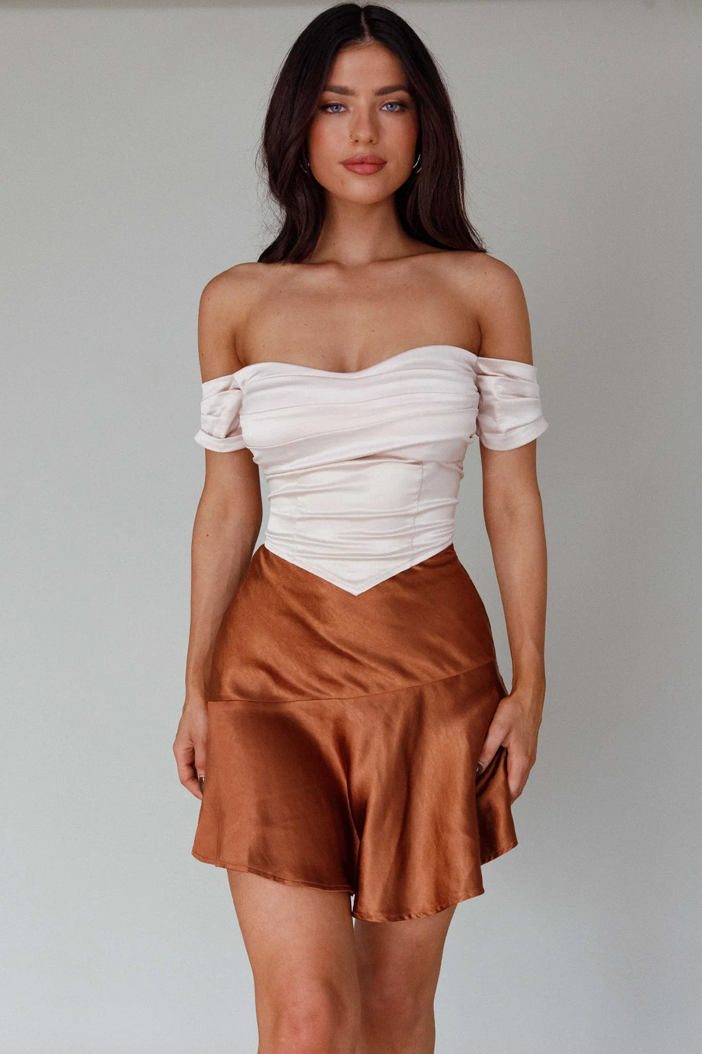 Gwyneth Flounce Mini Skirt Chocolate