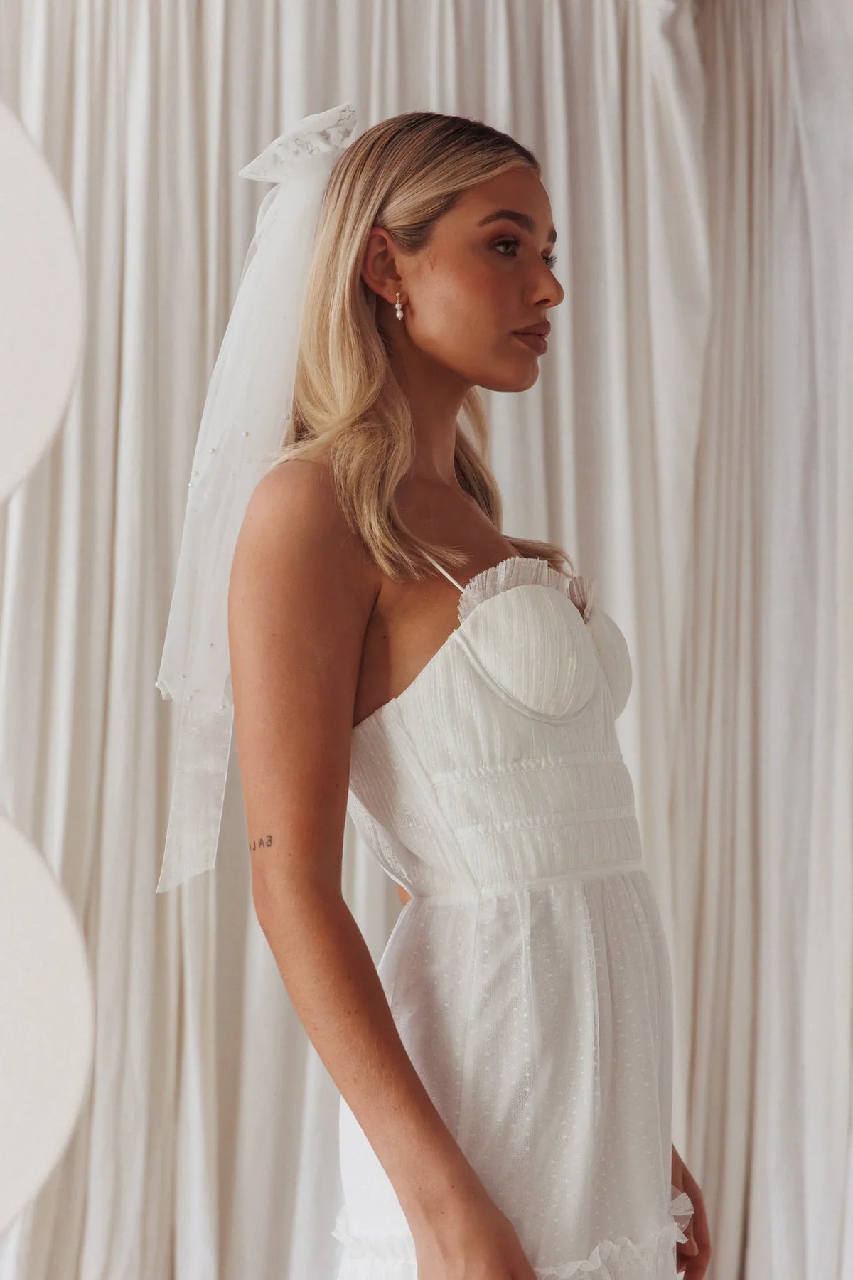 Bella Pearl & Glitter Star Veil White