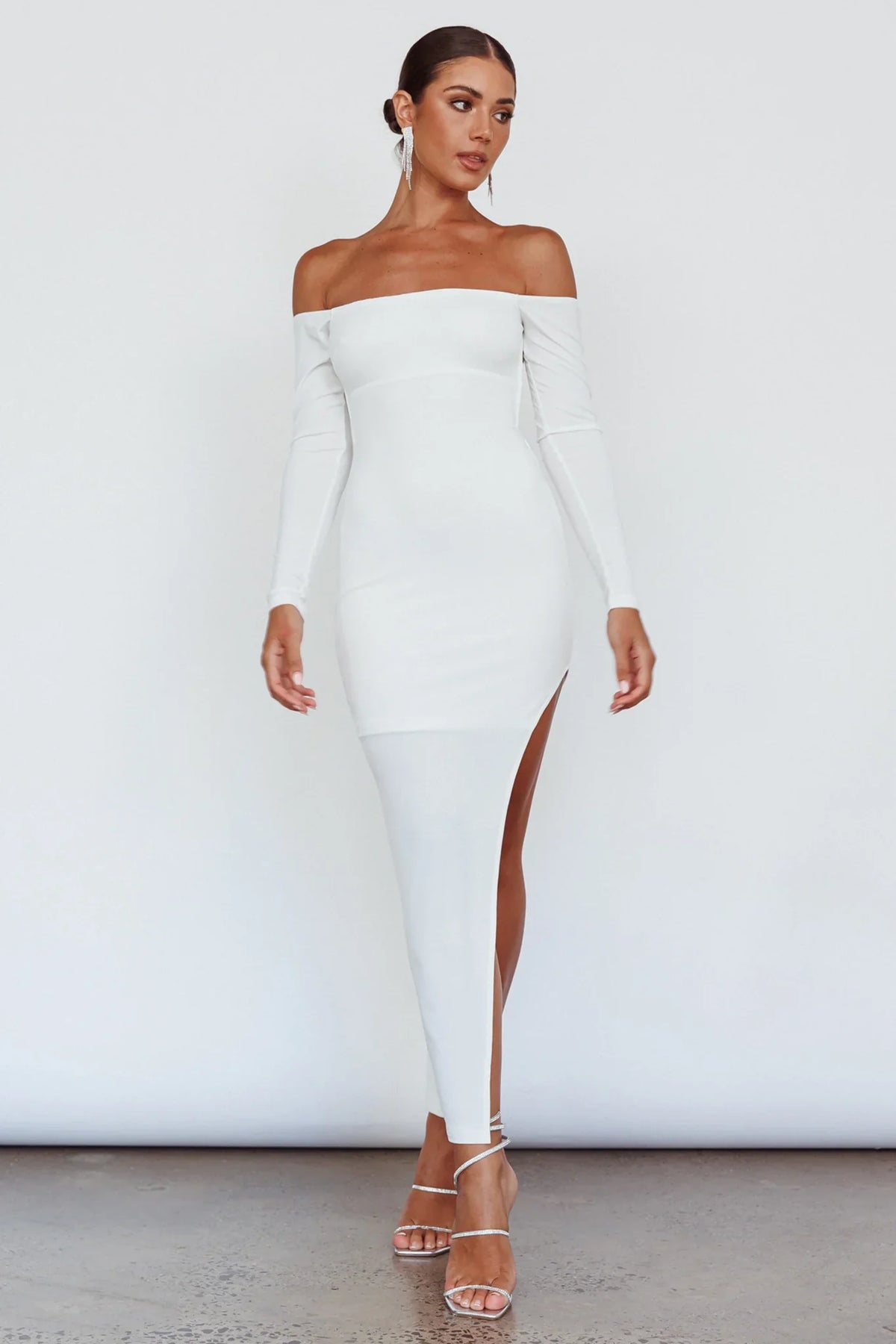Sentimental Mood Off-Shoulder Midi Dress White