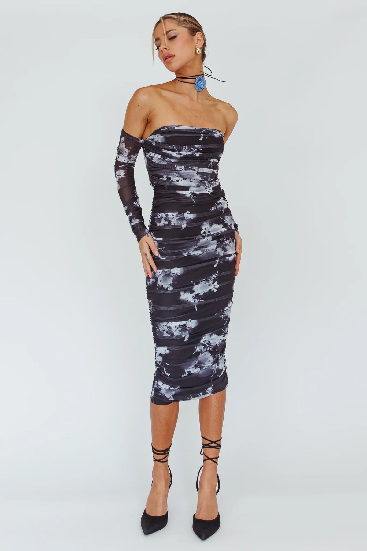 Cece Off-Shoulder Midi Dress Floral Black