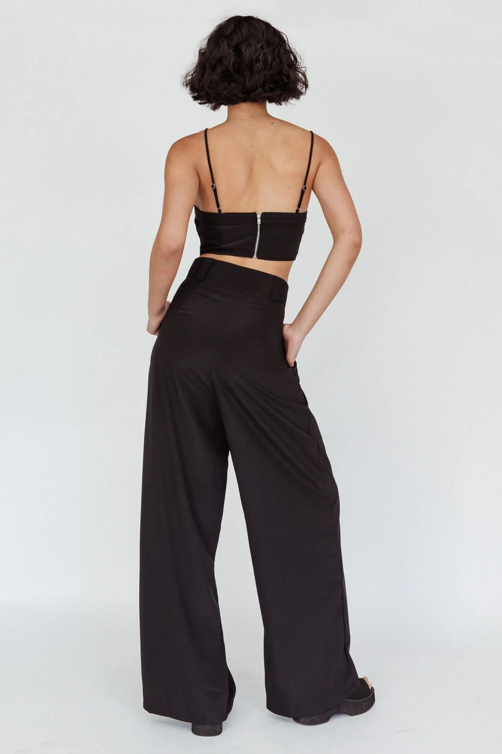 Regal Wide-Leg Mid Rise Pants Black