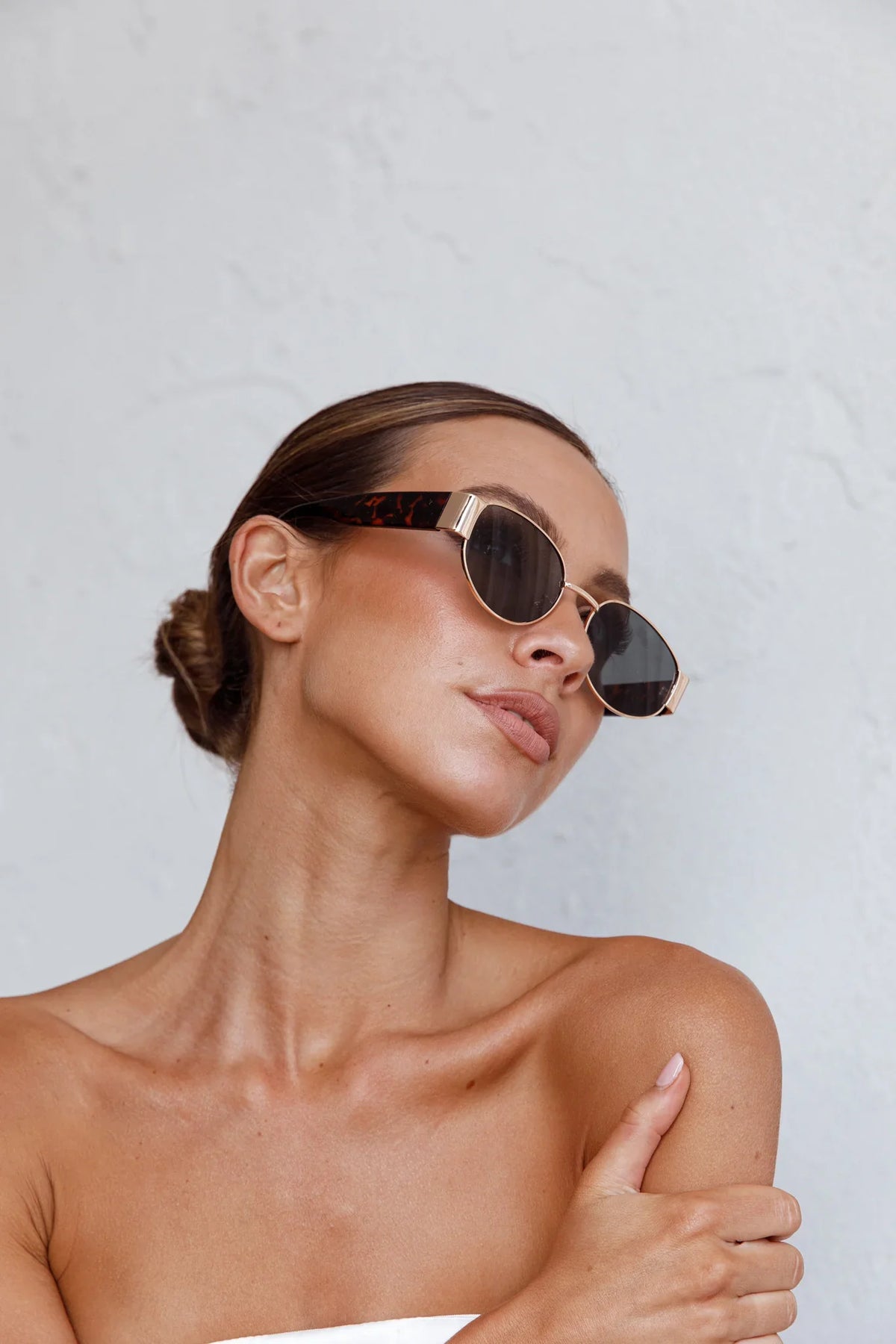 Germa Oval Metal Sunglasses Tort