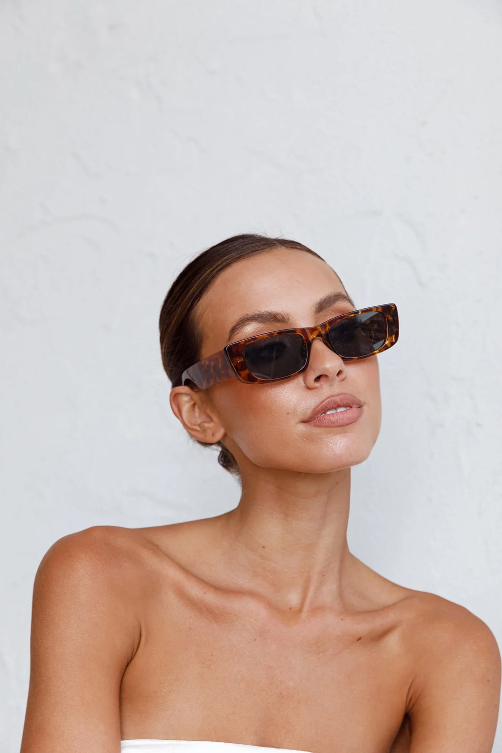 Monica Classic 90's Square Frame Sunglasses Tort
