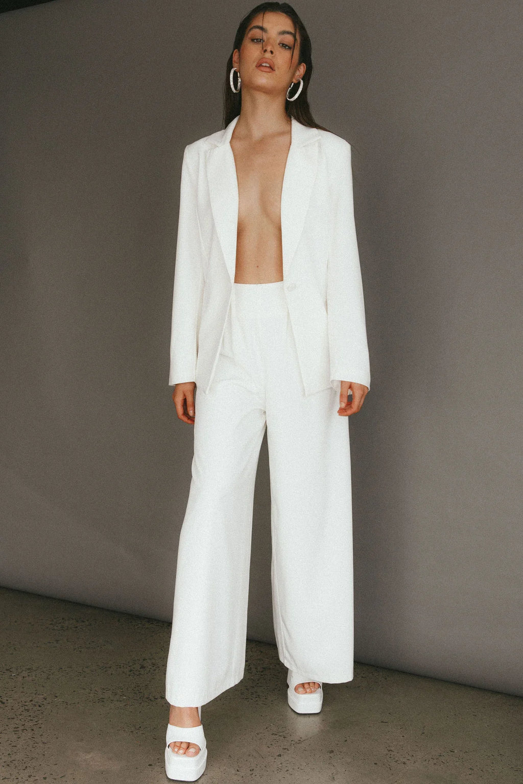 Vous Etes Belle Pleated Waist Pants White