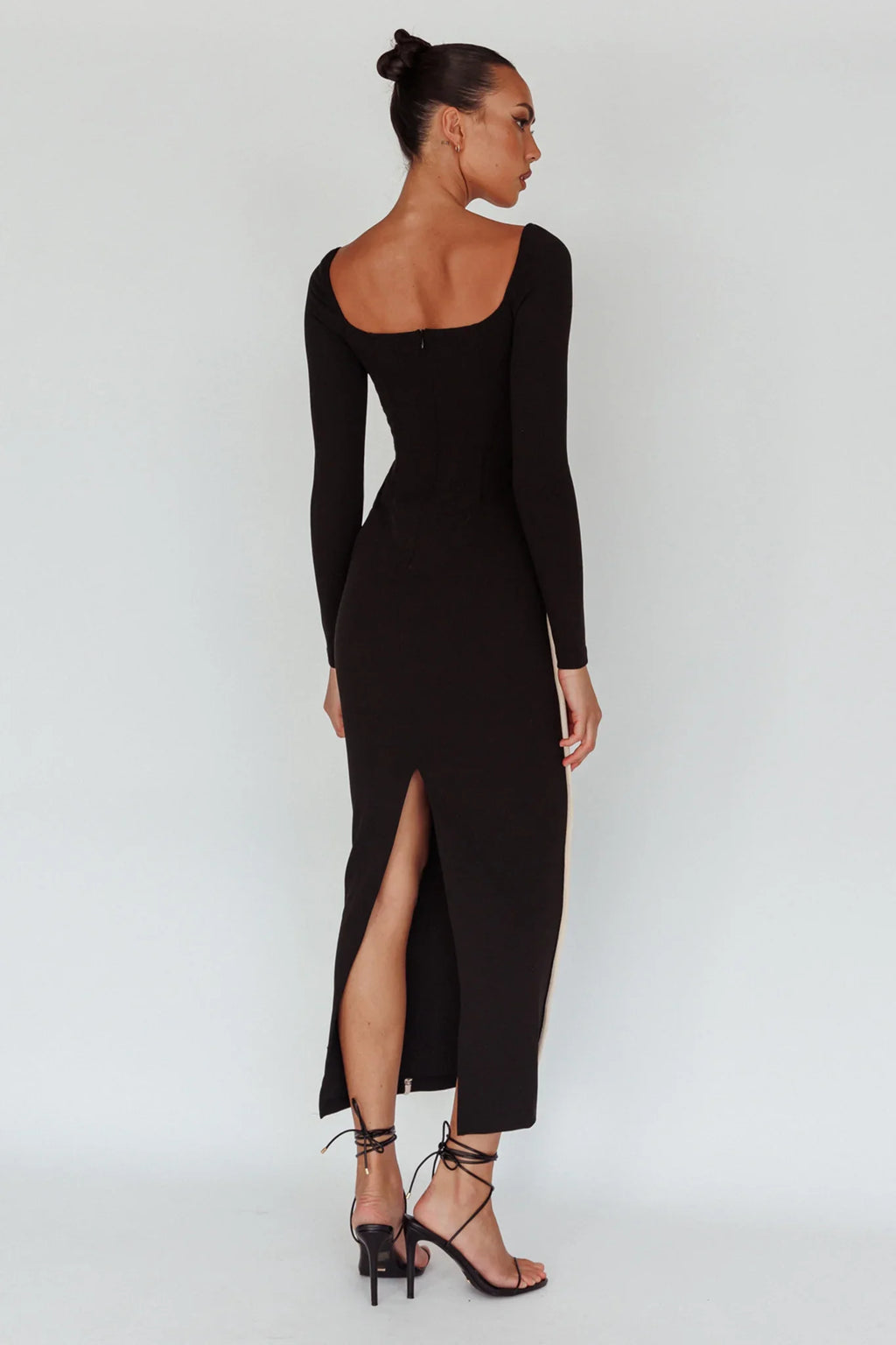 Sunny Coast Long Sleeve Piping Maxi Dress Black