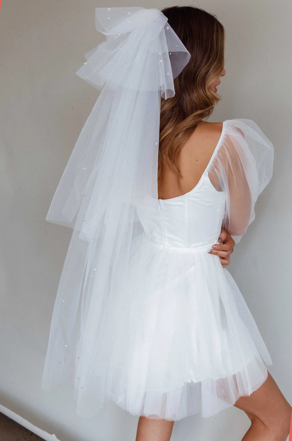 Unforgettable Pearl Veil White