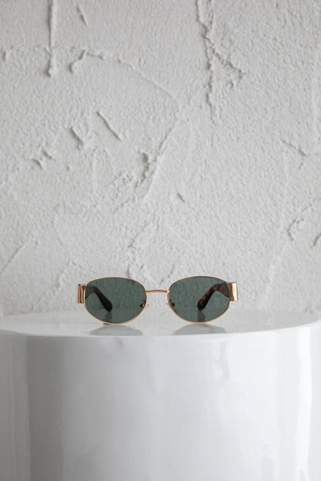 Germa Oval Metal Sunglasses Tort