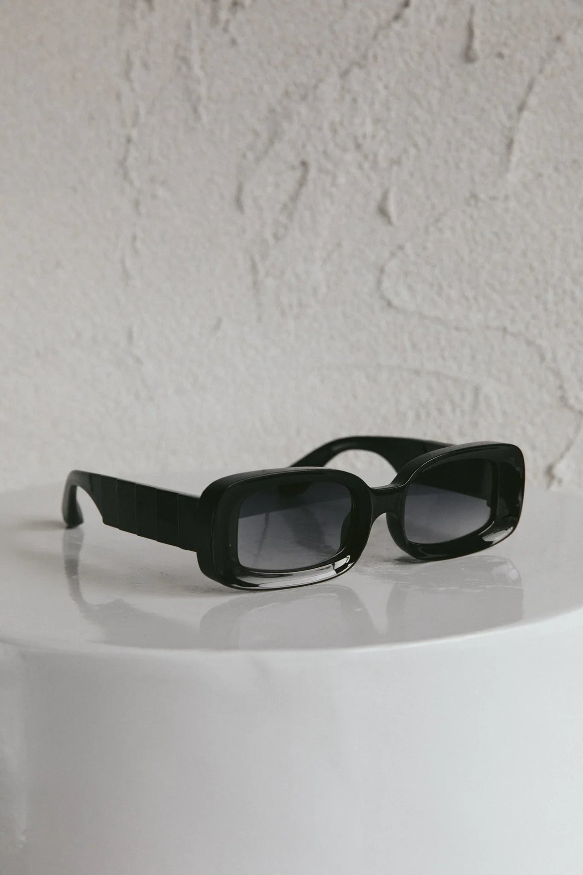 Zion Square Frame Sunglasses Black