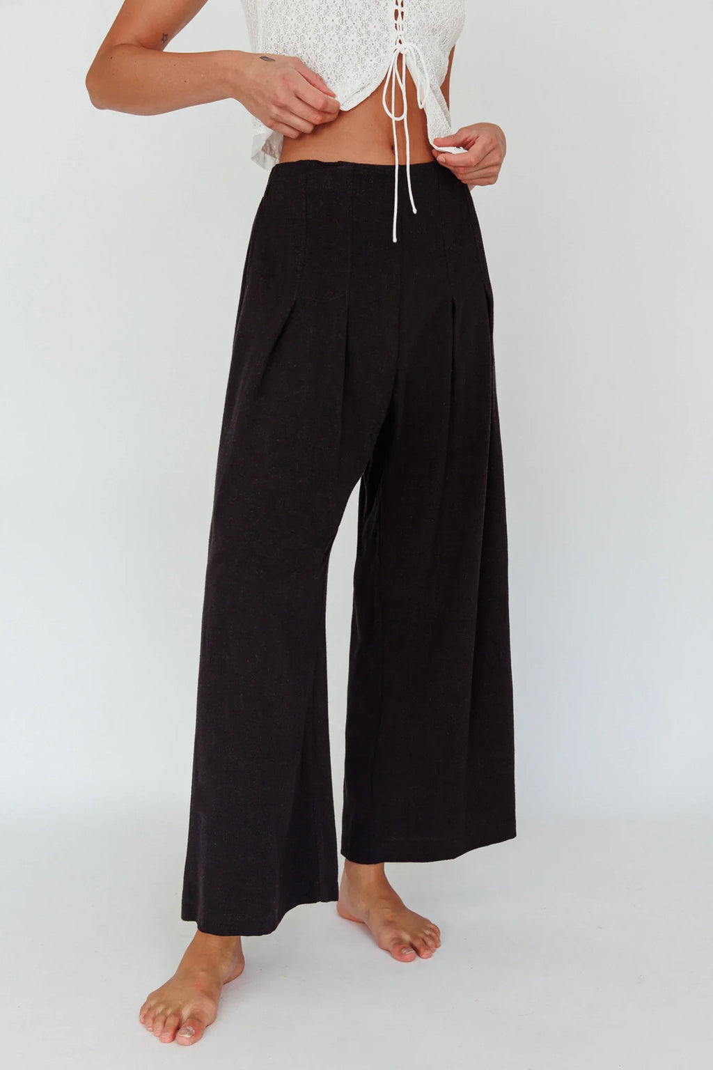 Backstage Pleated Wide Leg Pants Black