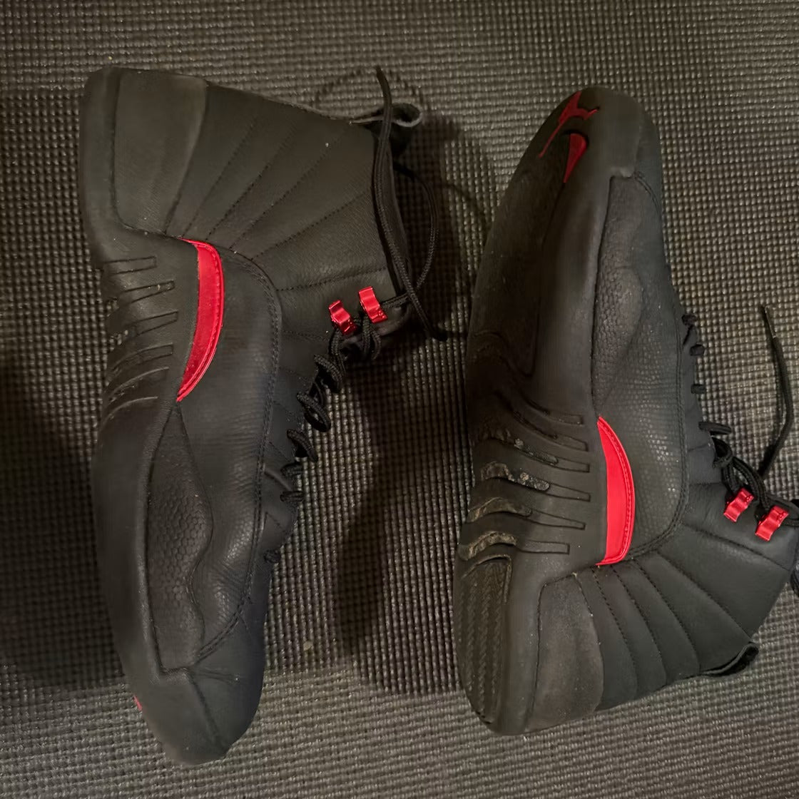 Air Jordan 12 Retro Bloodline