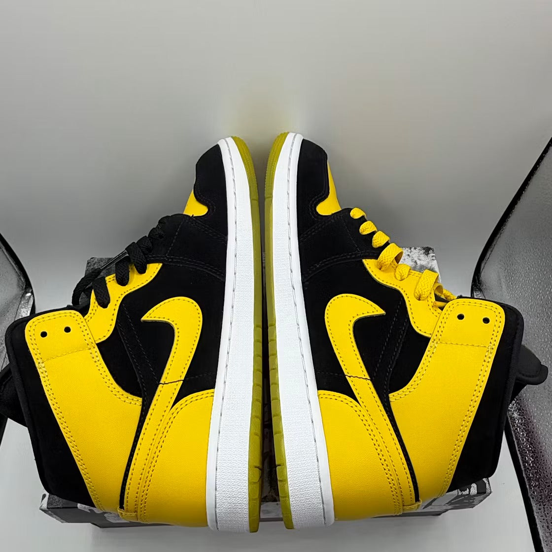 Air Jordan 1 Mid New Love (2025)