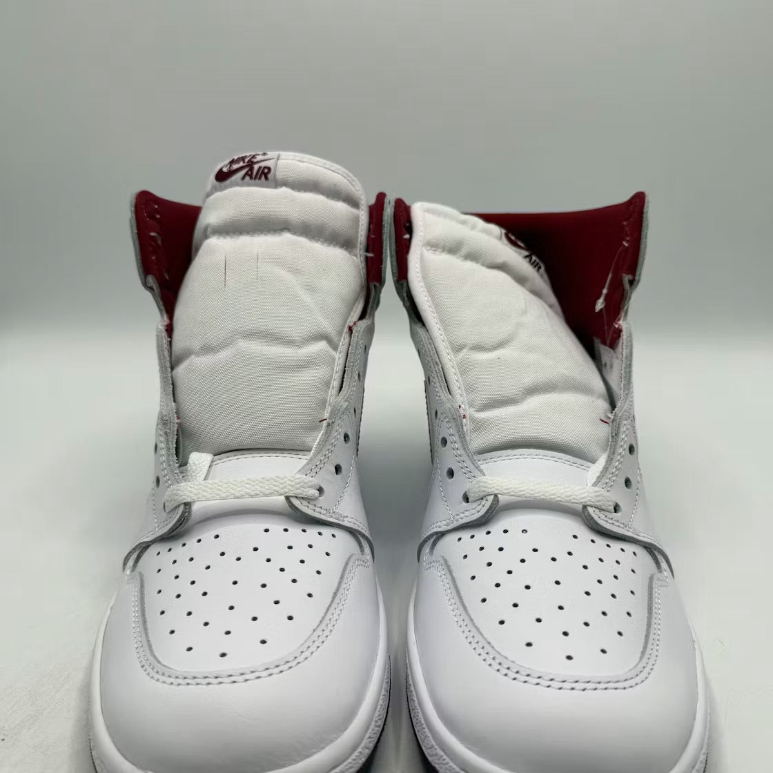 Air Jordan 1 Retro High '85 OG Metallic Burgundy