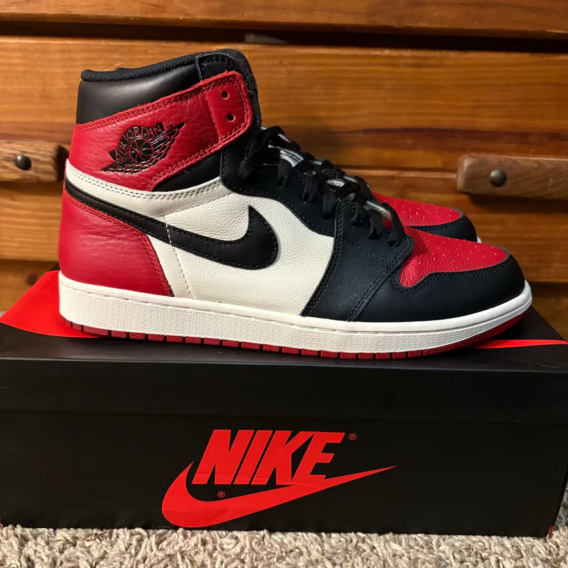 Air Jordan 1 Retro High Bred Toe