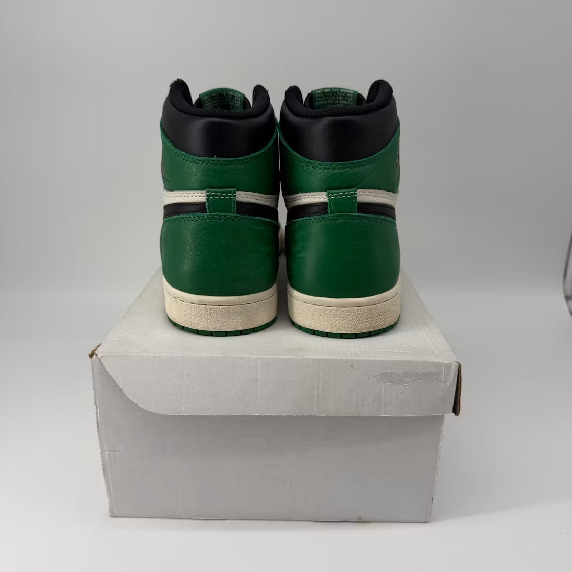 Air Jordan 1 Retro High Pine Green
