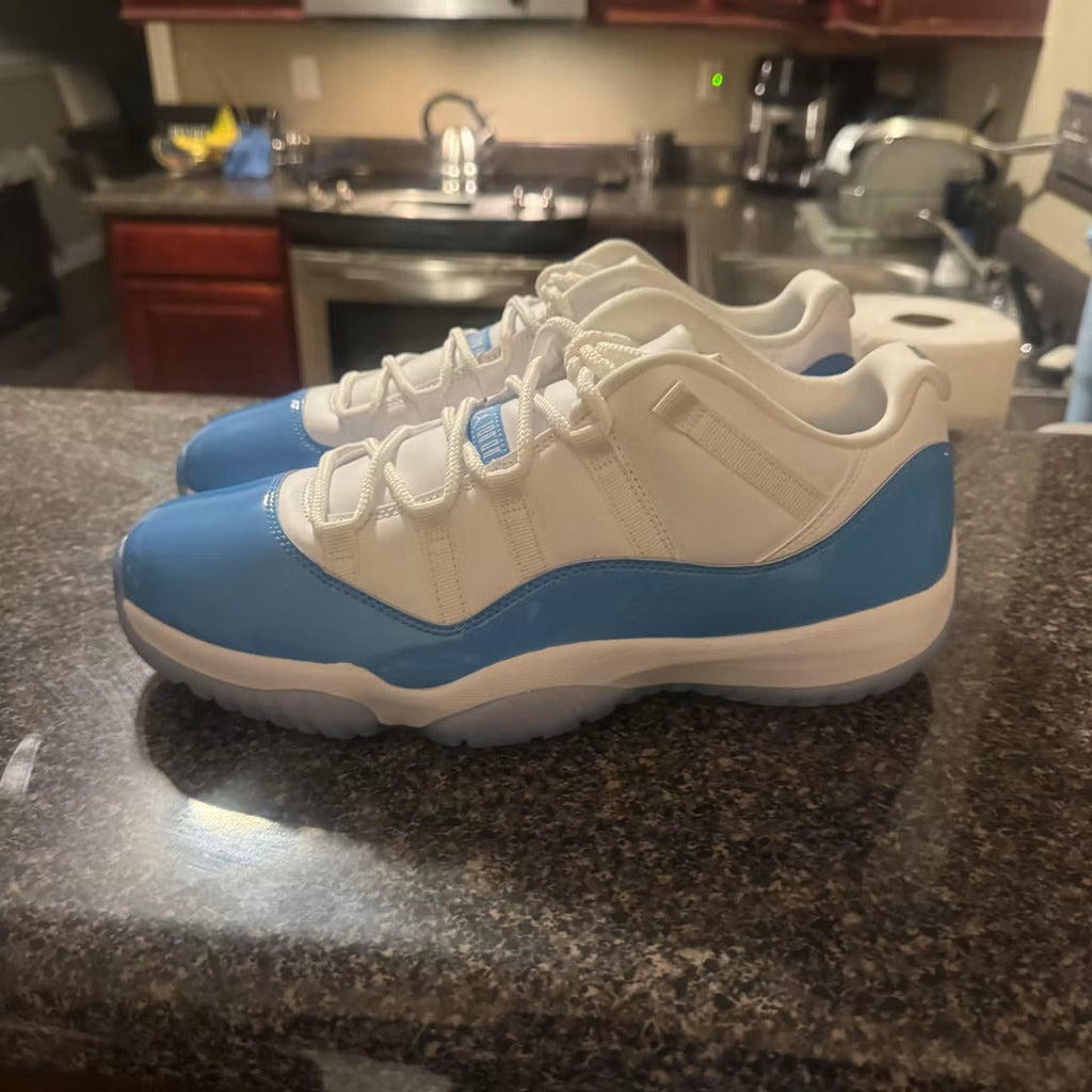 Air Jordan 11 Retro Low University Blue (2026)