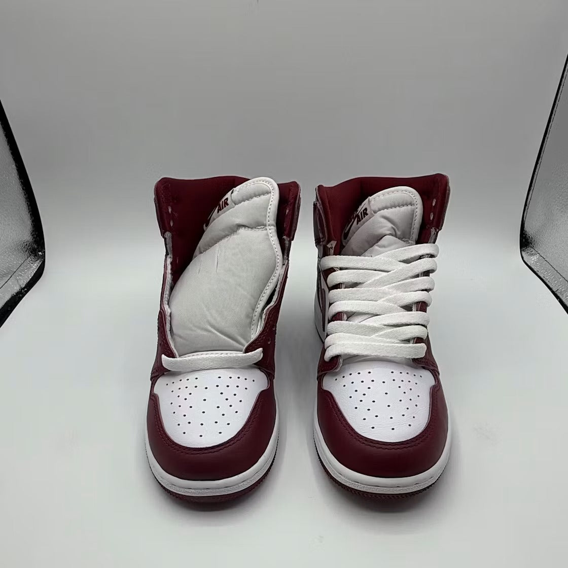 Air Jordan 1 Retro High OG Artisanal Team Red (GS)