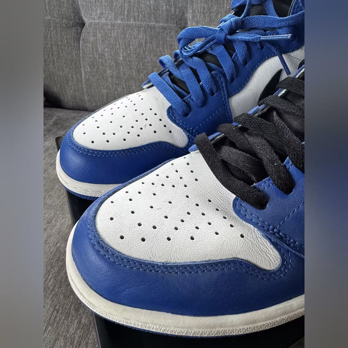 Air Jordan 1 Retro High Game Royal