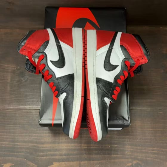 Air Jordan 1 Retro High Satin Black Toe (Women's)