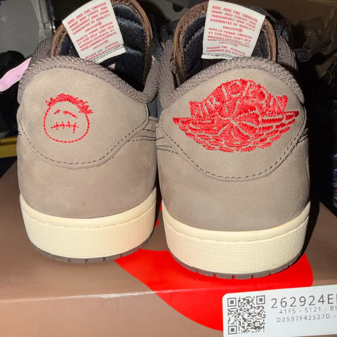 Air Jordan 1 Retro Low OG SP Travis Scott Mocha