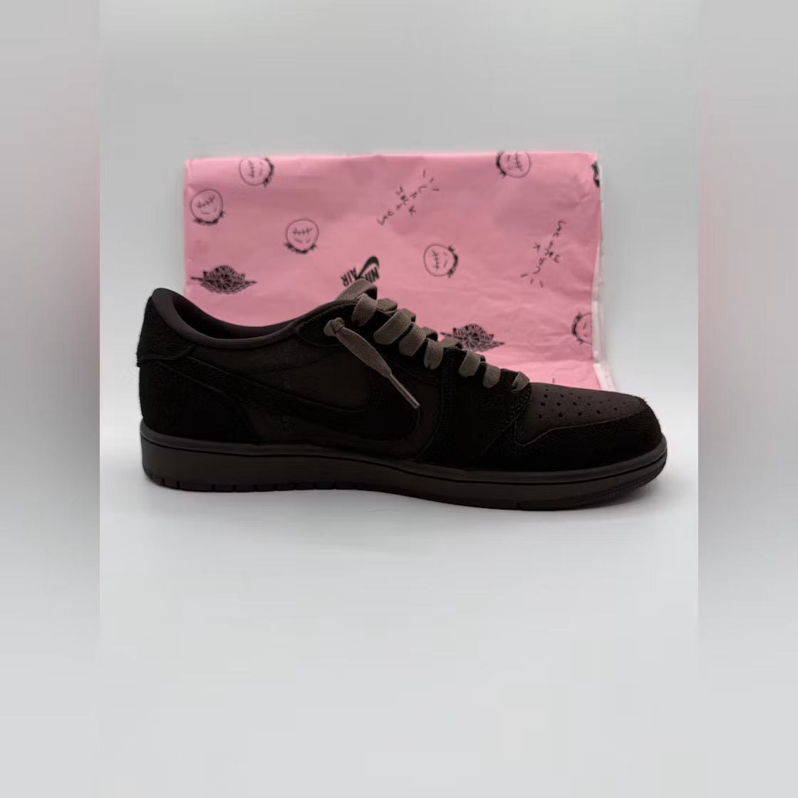 Air Jordan 1 Retro Low OG SP Travis Scott Velvet Brown