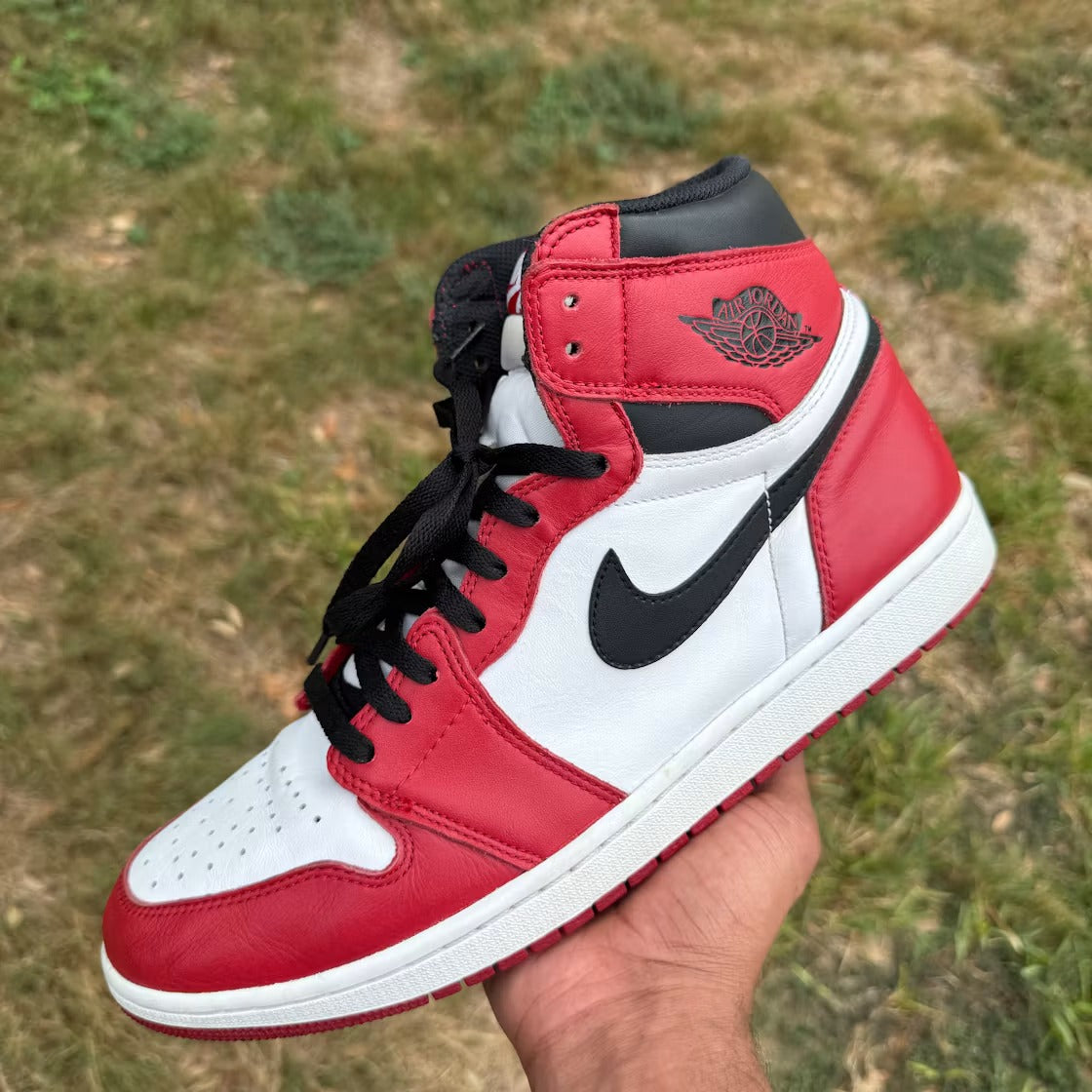 Air Jordan 1 Retro Chicago (2015)