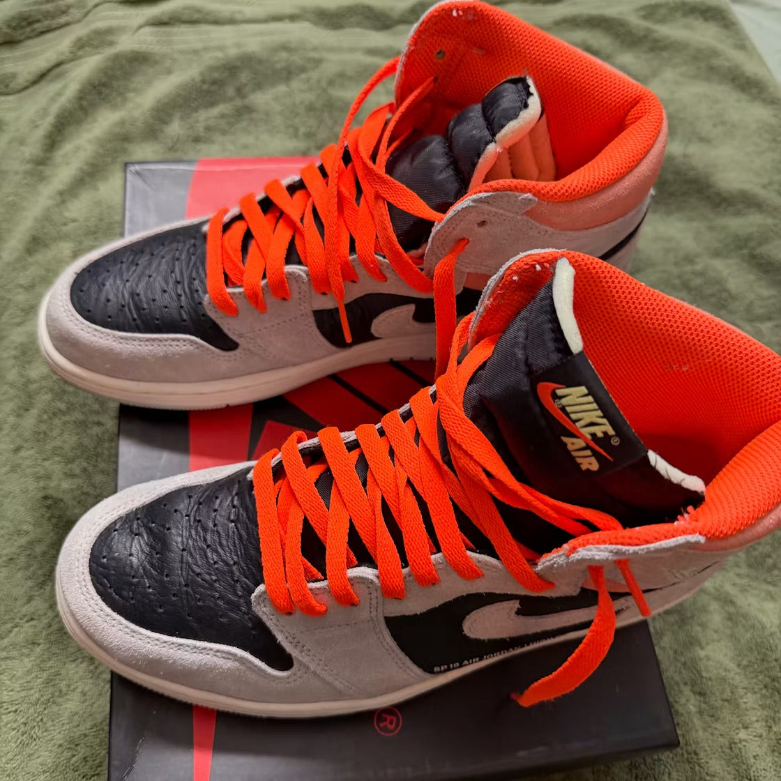 Air Jordan 1 Retro High Neutral Grey Hyper Crimson