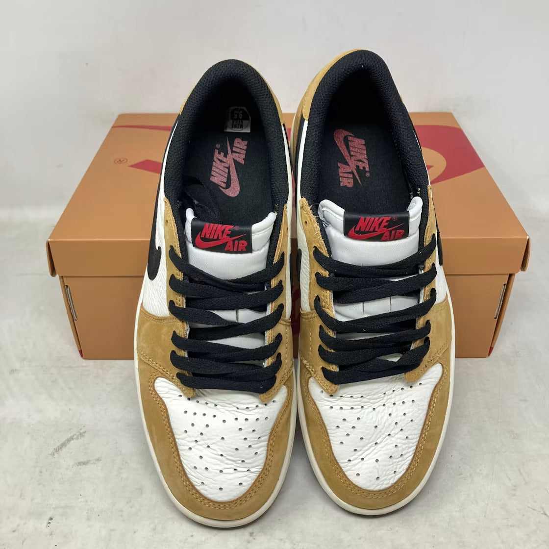 Air Jordan 1 Low OG Rookie of the Year