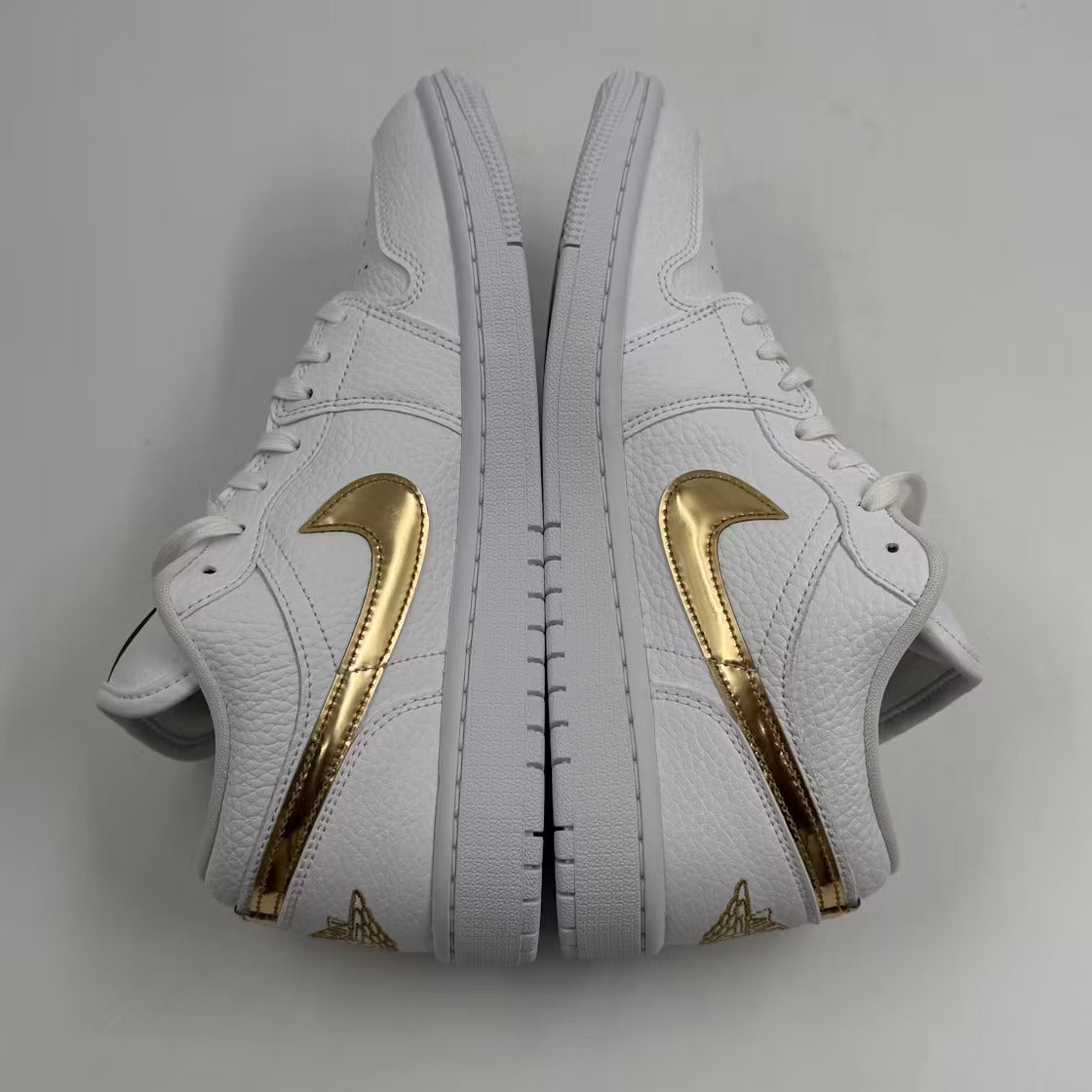 Air Jordan 1 Low White Metallic Gold (Women's)
