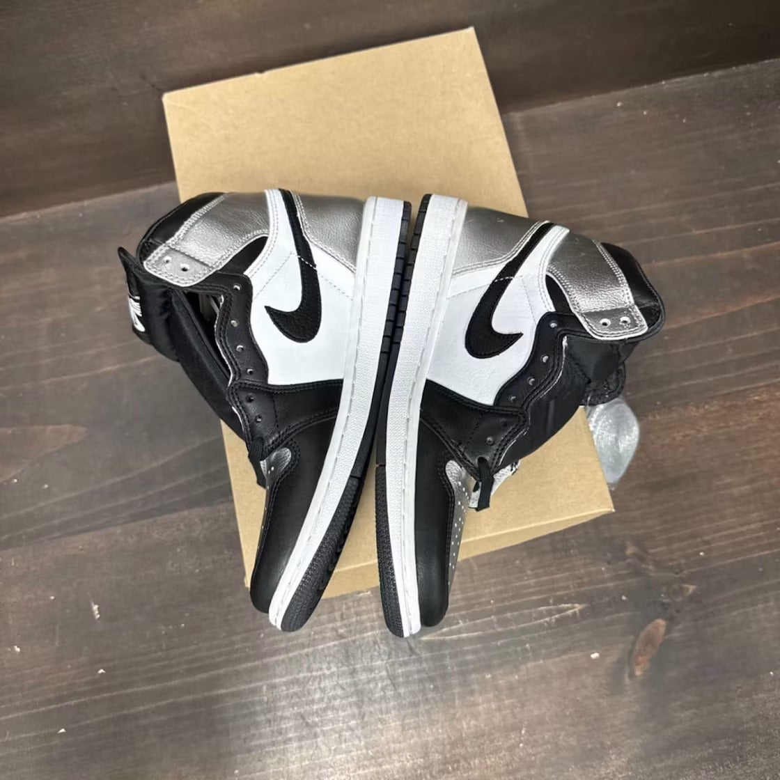 Air Jordan 1 Retro High Silver Toe (Women's)