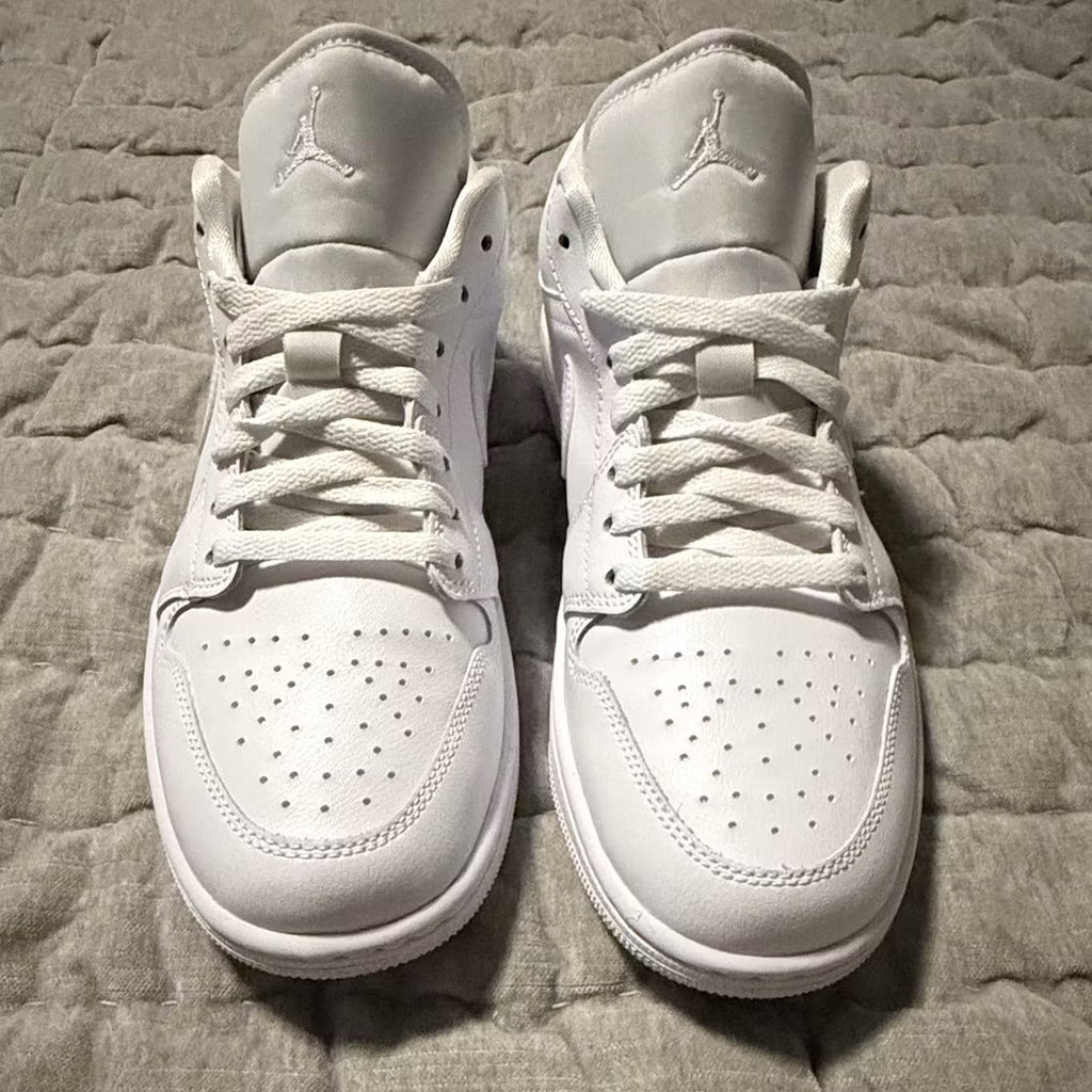 Air Jordan 1 Low Triple White (2022) (Women's)