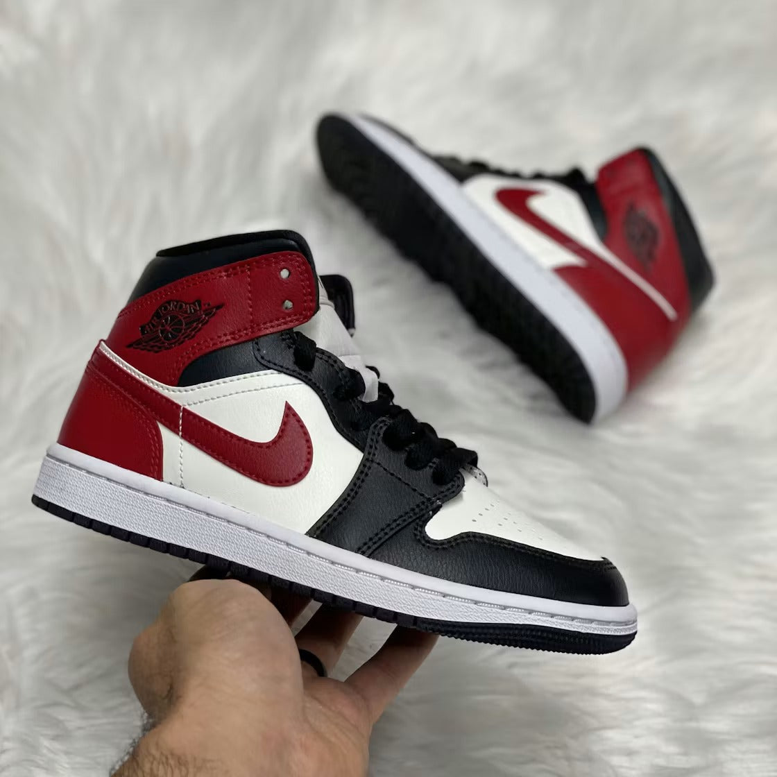 Air Jordan 1 Mid Gym Red Off Noir (Women's)