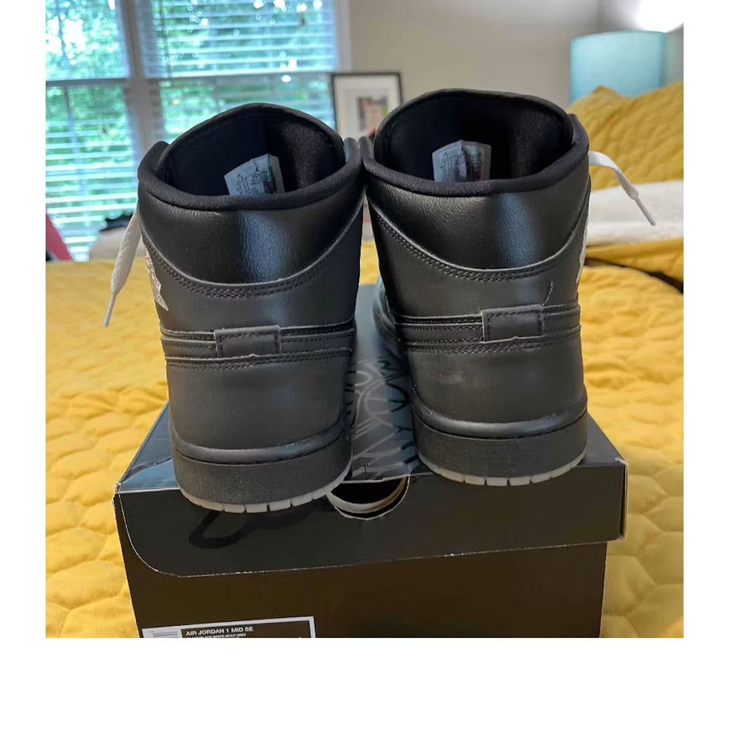 Air Jordan 1 Mid SE Black Metallic Reimagined
