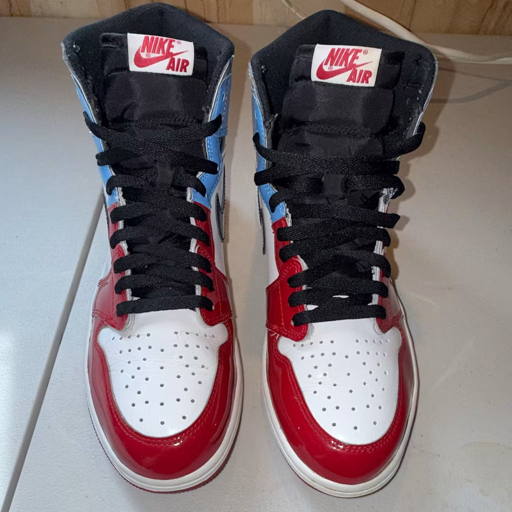 Air Jordan 1 Retro High Fearless UNC Chicago