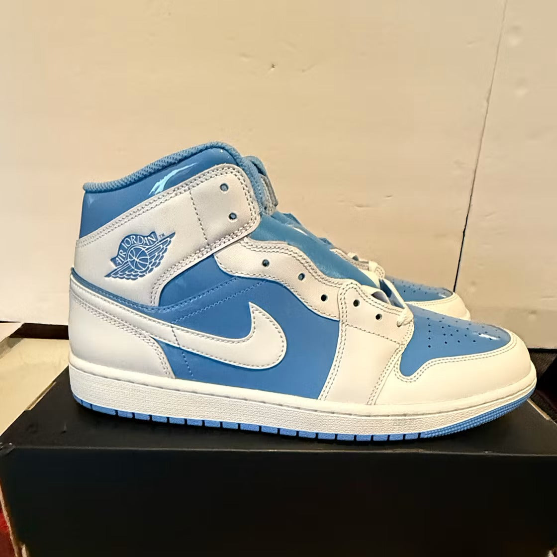 Air Jordan 1 Mid Legend Blue