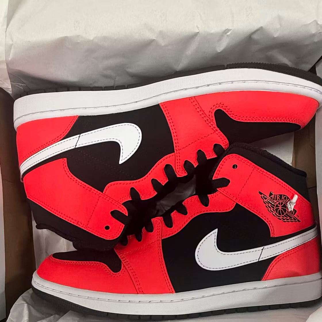 Air Jordan 1 Mid Infrared 23