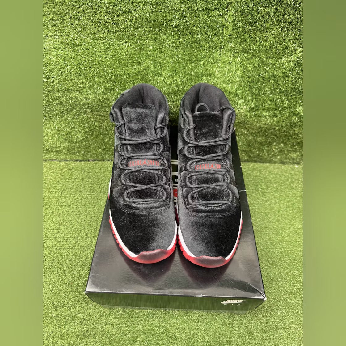 Air Jordan 11 Retro Bred Velvet (Women's)