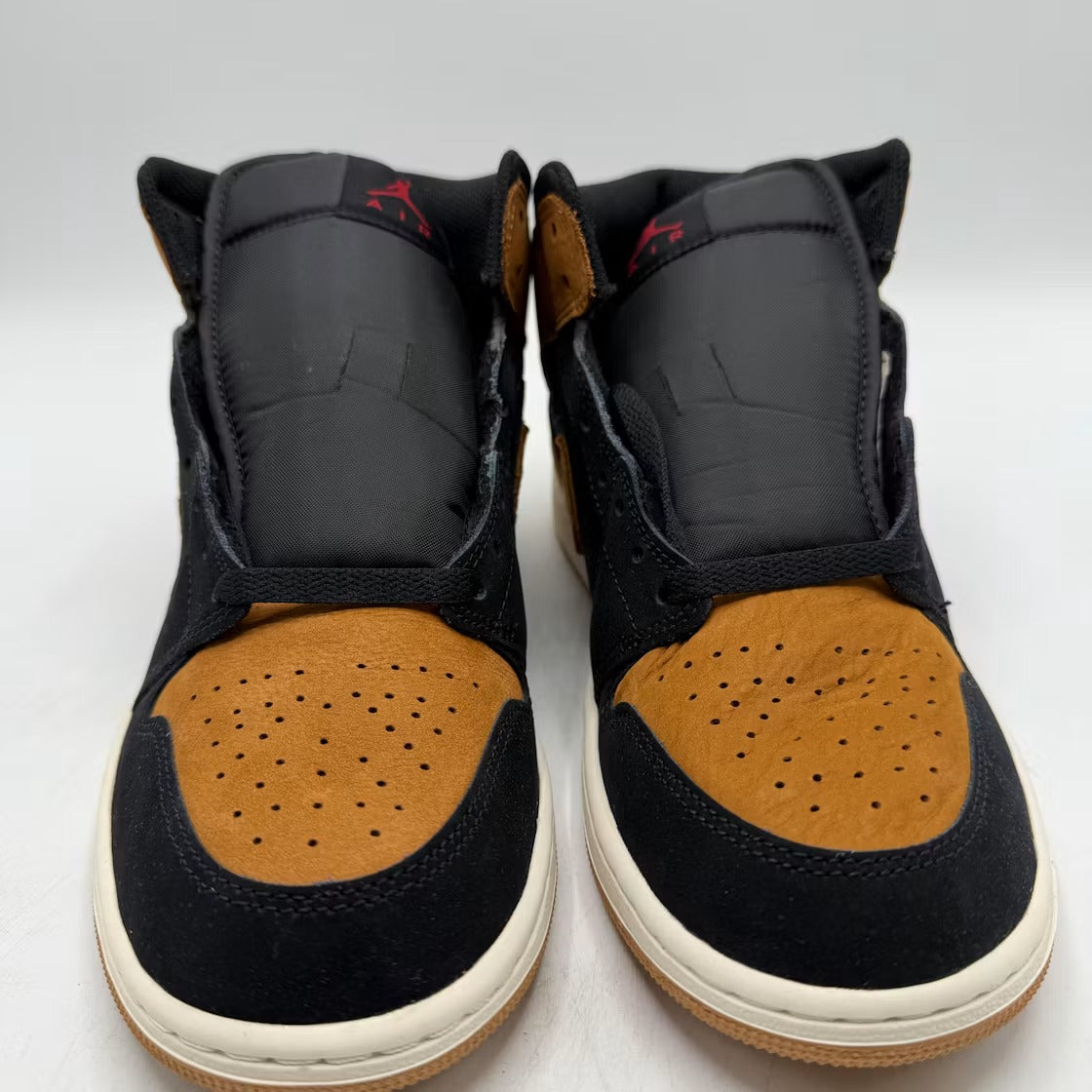 Air Jordan 1 Mid SE Black Flax