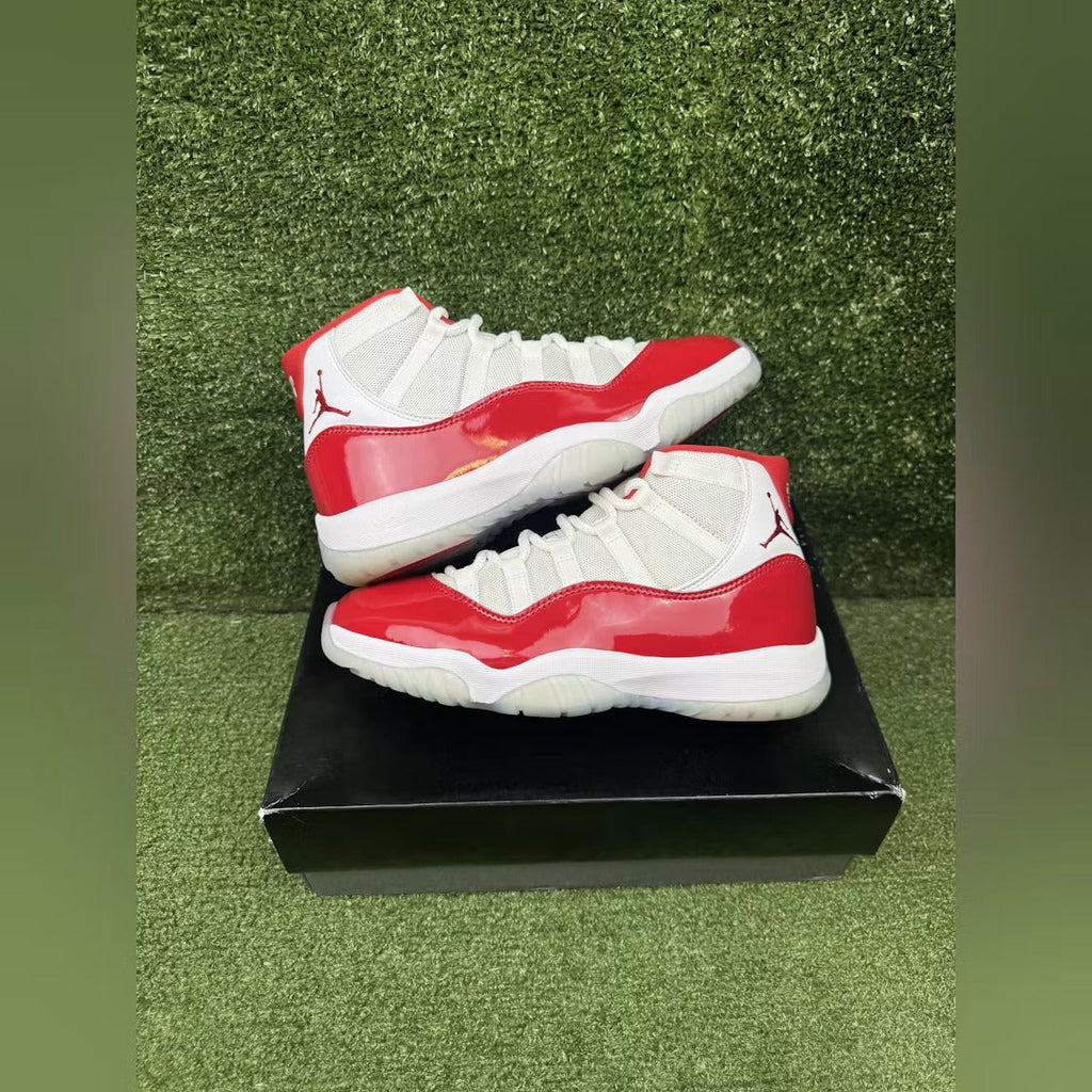 Air Jordan 11 Retro Cherry (2022)