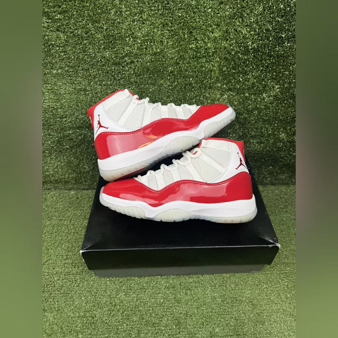 Air Jordan 11 Retro Cherry (2022)