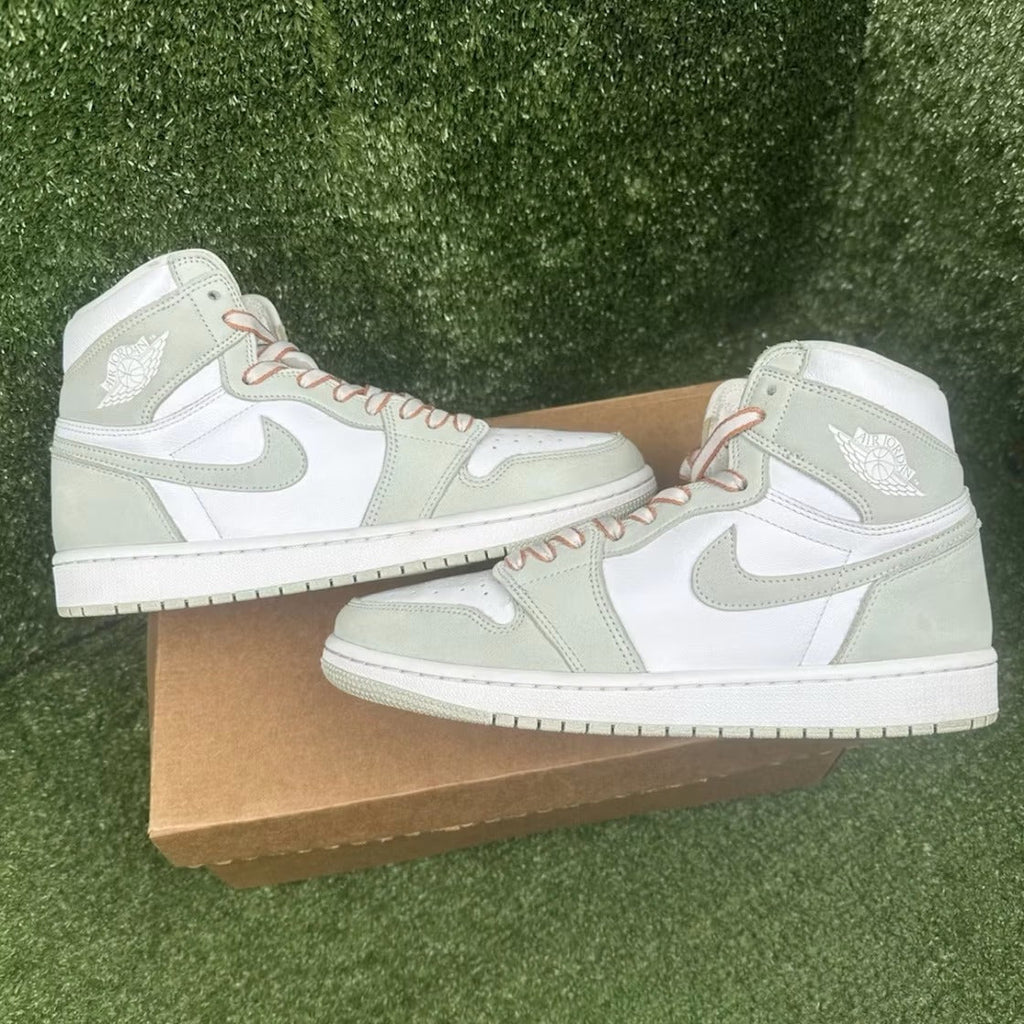 Air Jordan 1 Retro High OG Seafoam (Women's)