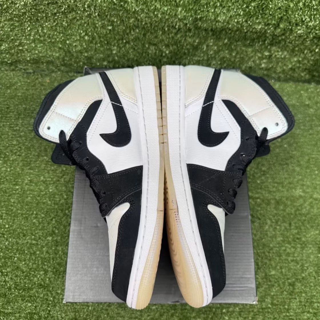 Air Jordan 1 Mid Diamond Shorts