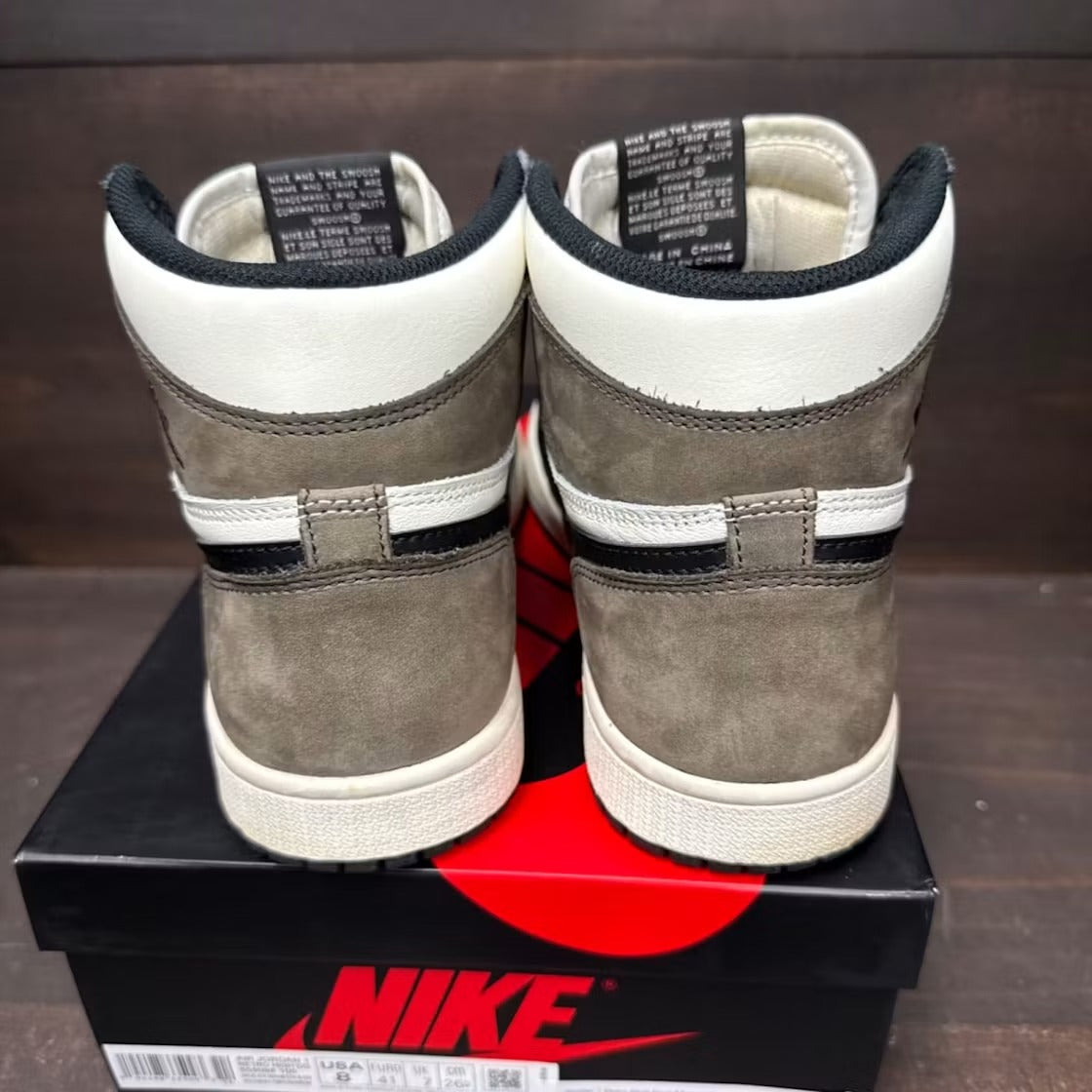Air Jordan 1 Retro High Dark Mocha
