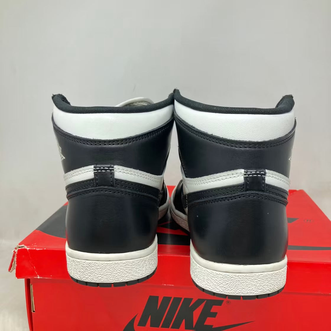 Air Jordan 1 Retro High '85 Black White (2023)