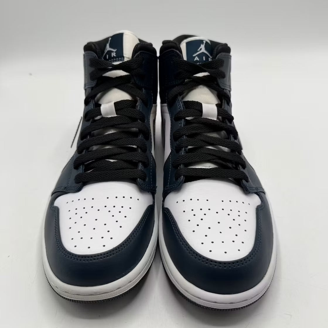 Air Jordan 1 Mid Armory Navy