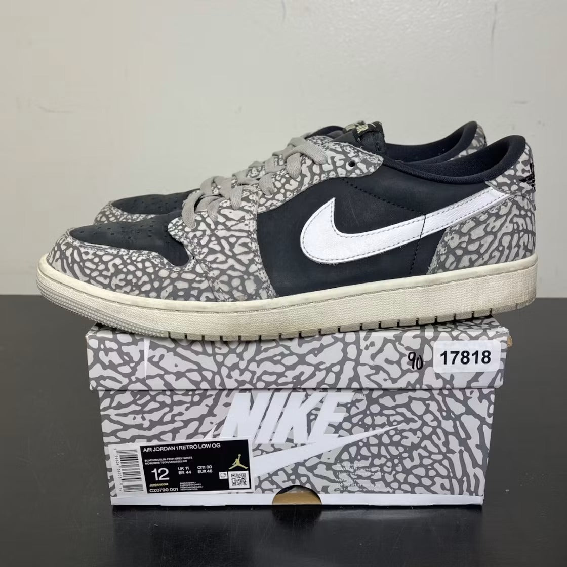 Air Jordan 1 Retro Low OG Black Cement