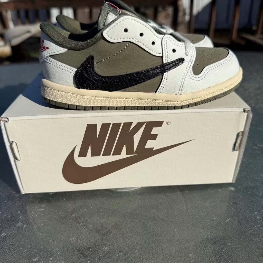 Air Jordan 1 Retro Low OG SP Travis Scott Medium Olive (TD)