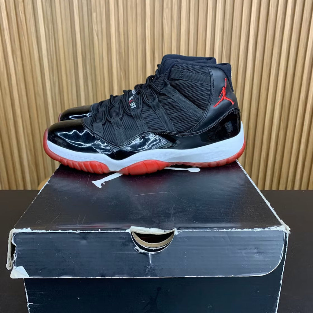 Air Jordan 11 Retro Playoffs (2012)