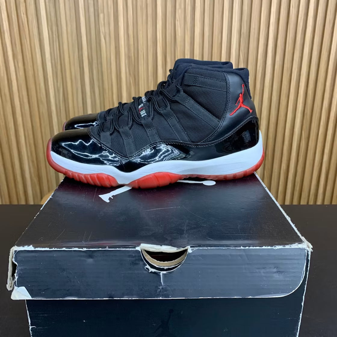 Air Jordan 11 Retro Playoffs (2012)