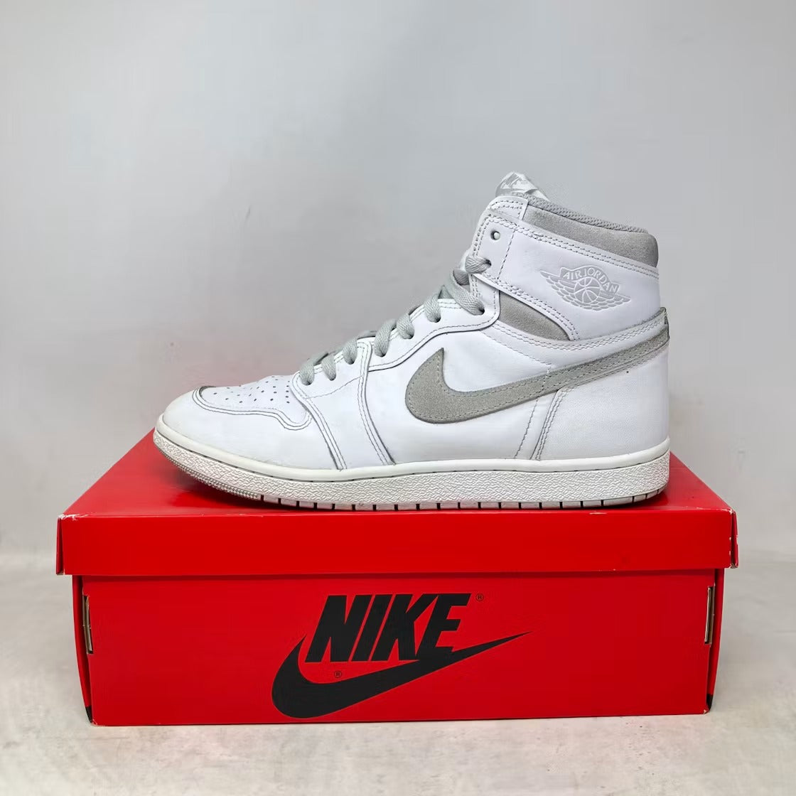 Air Jordan 1 Retro High '85 Neutral Grey