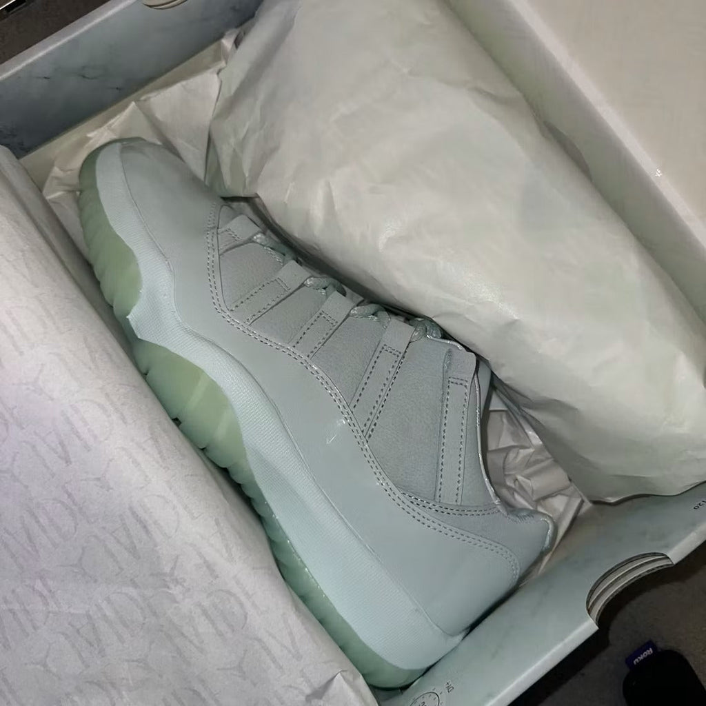 Air Jordan 11 Retro Low JAIDE (Women's)